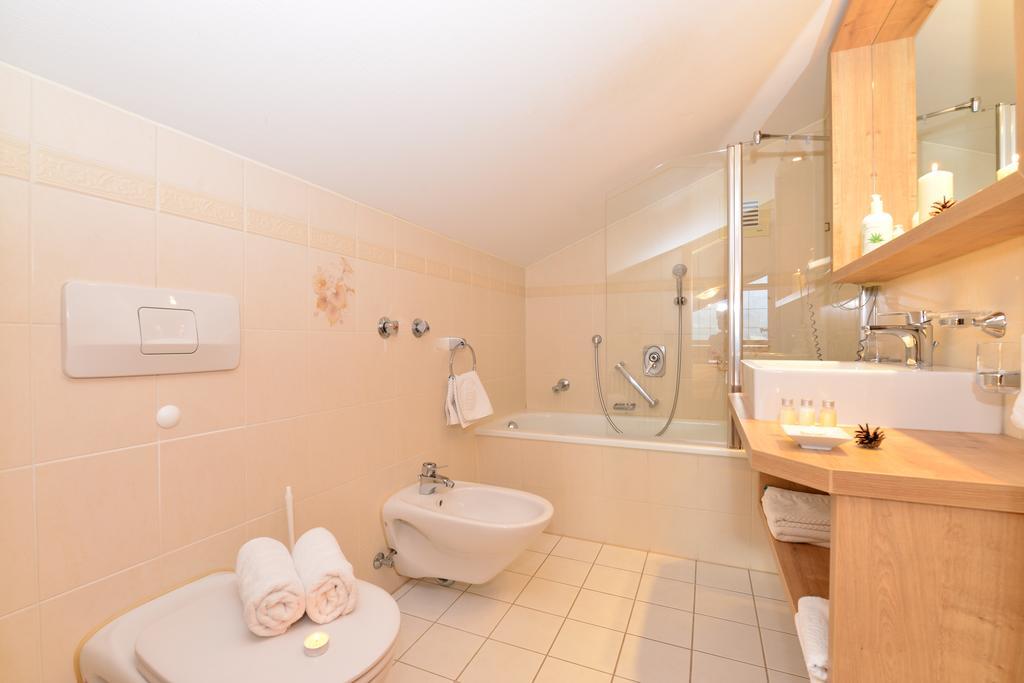 Standard Double Room,1132196583:JPEG